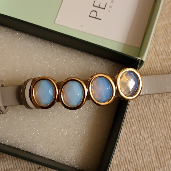 Per Lo  Chalcedony Bracelet - Picture 5 of 5